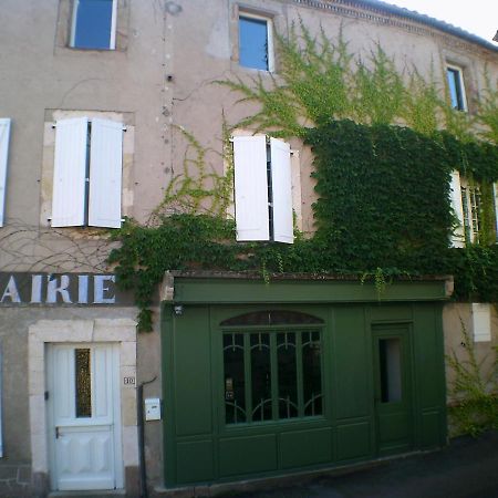 Bed and Breakfast Ancien Cafe De La Mairie Monesties Exterior foto